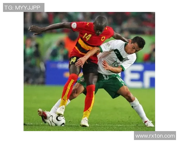 世界杯赛场背后那些不为人知的故事和历史瞬间