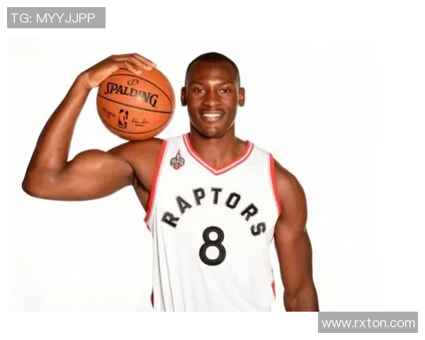 篮球之星闪耀赛场 打破纪录书写传奇 从新秀到巨星的成长之路