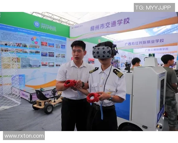 聚焦绿茵巨星生涯转折与荣耀时刻全景深度解析展望未来发展蓝图篇