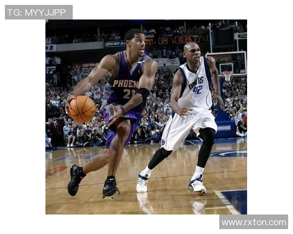 菲尼克斯太阳全力出击挑战对手实力 深入分析双方赛季对决前景