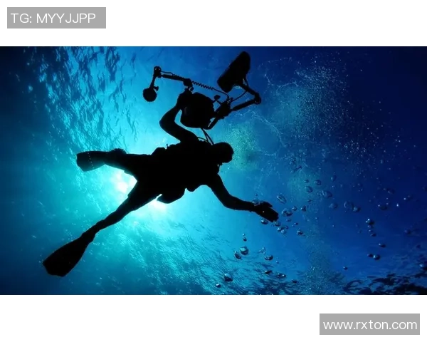 跳水运动的魅力与挑战：探索技术、训练与竞技背后的故事